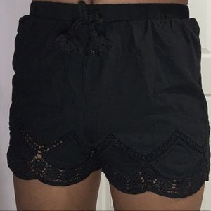 girls black floral shorts